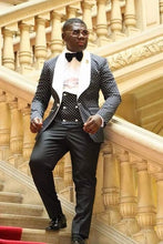 Load image into Gallery viewer, 2017 Tailcoat Morning Style Mens Wedding Suits Navy Blue Groom Tuxedos Wedding Tuxedos Groomsmen Suit 3 Piece Best Men Suit